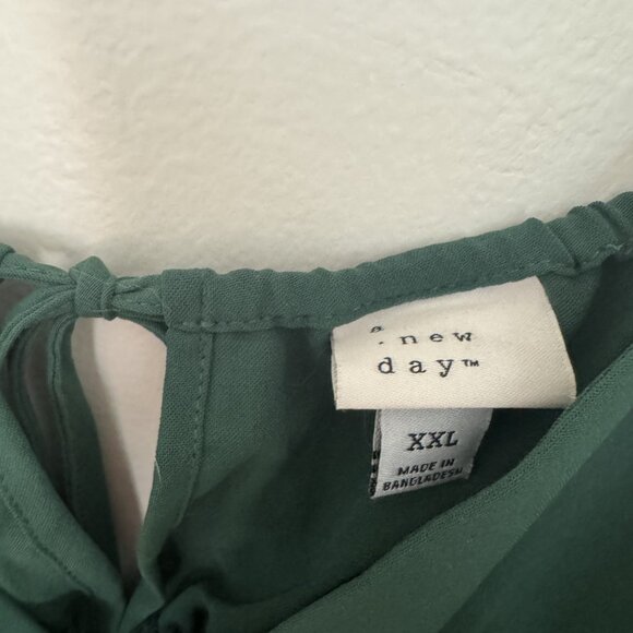 A New Day Emerald Green Dress - Picture 5 of 5
